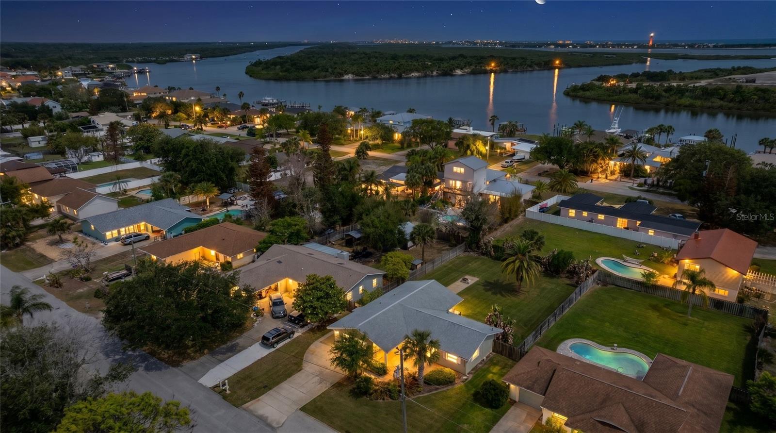Listing photo id 59 for 40 Cunningham Drive
