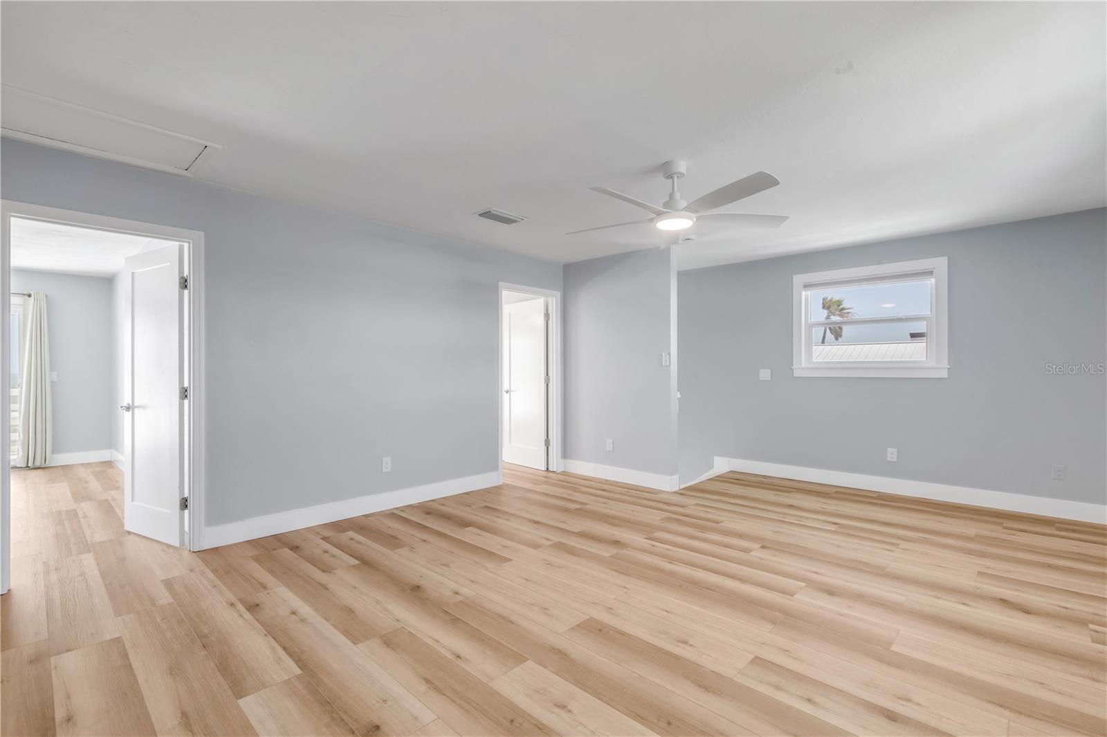 Image 37 of 77 For 6396 Atlantic Avenue