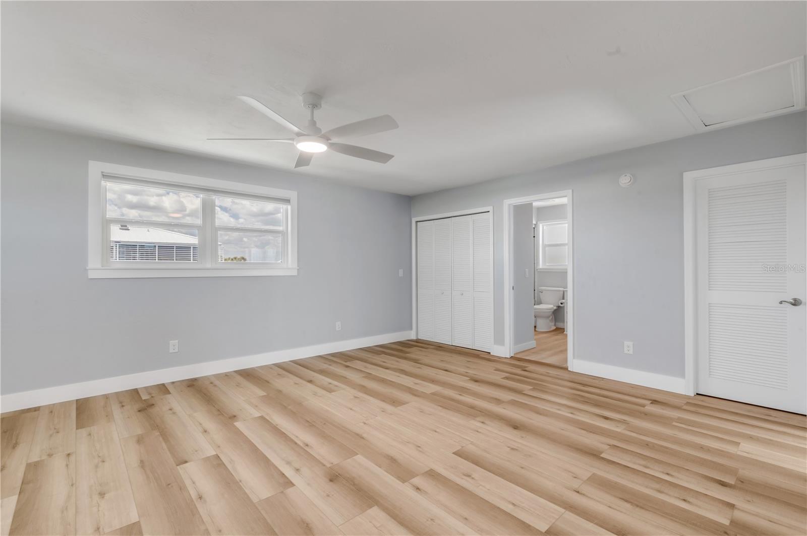 Image 39 of 77 For 6396 Atlantic Avenue