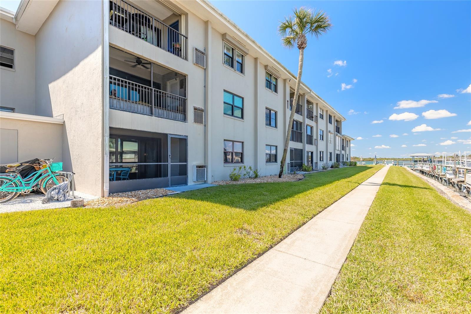 Image 36 of 49 For 2100 Peninsula Avenue 1050