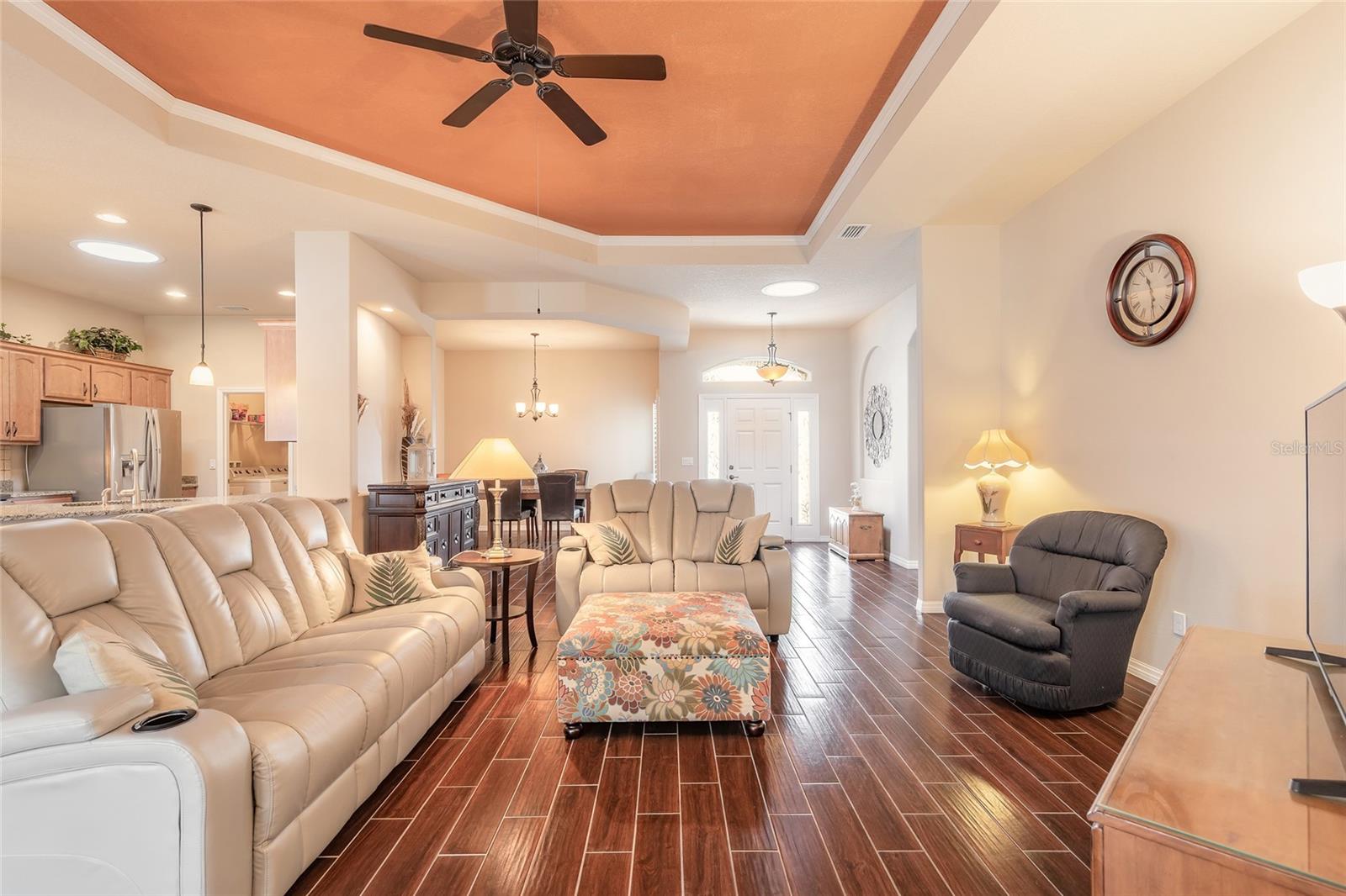 Image 24 of 47 For 3398 Leonardo Lane