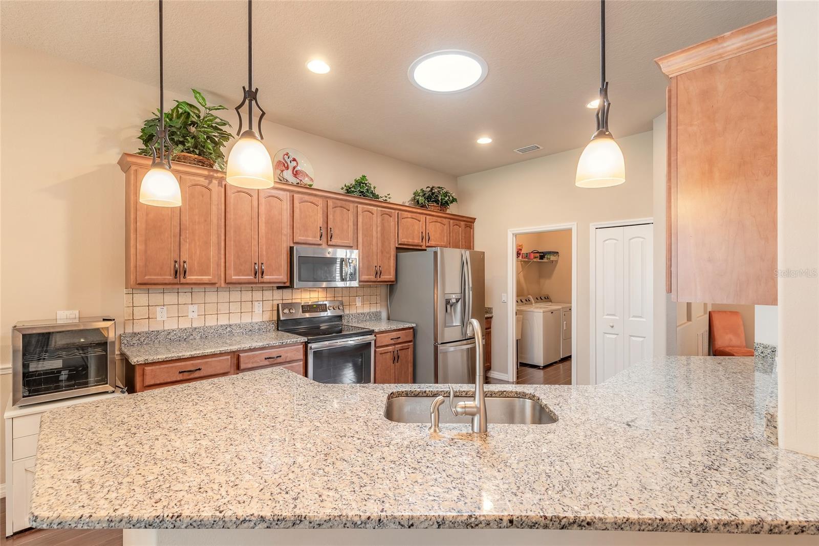 Image 3 of 47 For 3398 Leonardo Lane