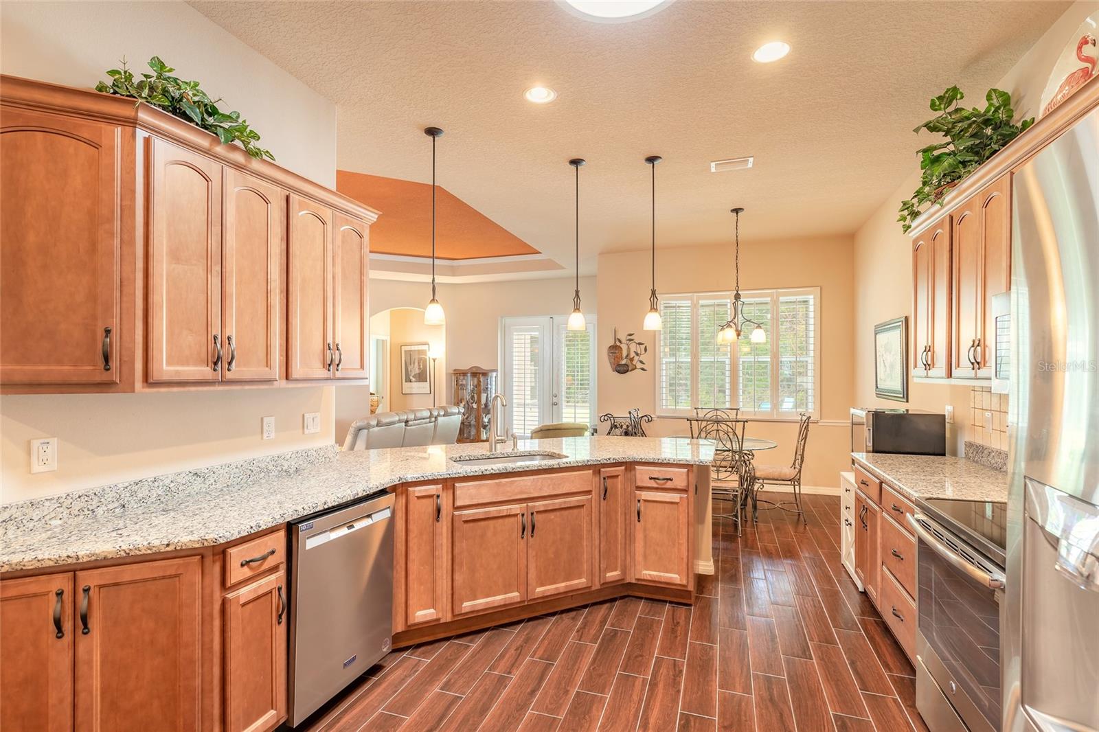 Image 6 of 47 For 3398 Leonardo Lane