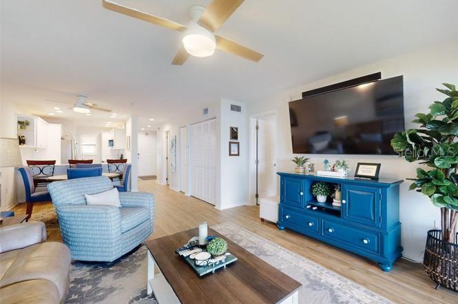 Image 13 of 31 For 454 Bouchelle Drive 202