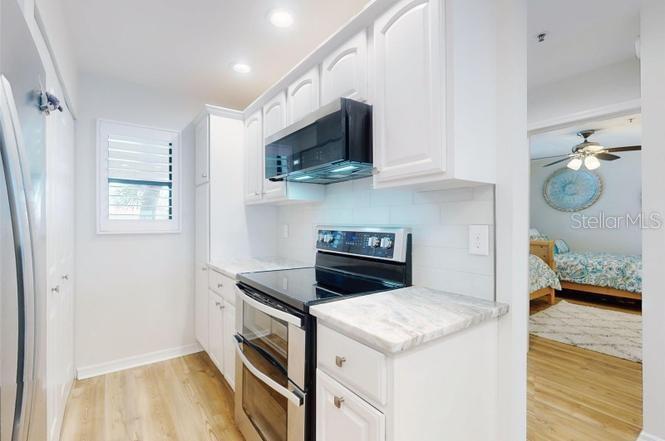 Image 3 of 31 For 454 Bouchelle Drive 202