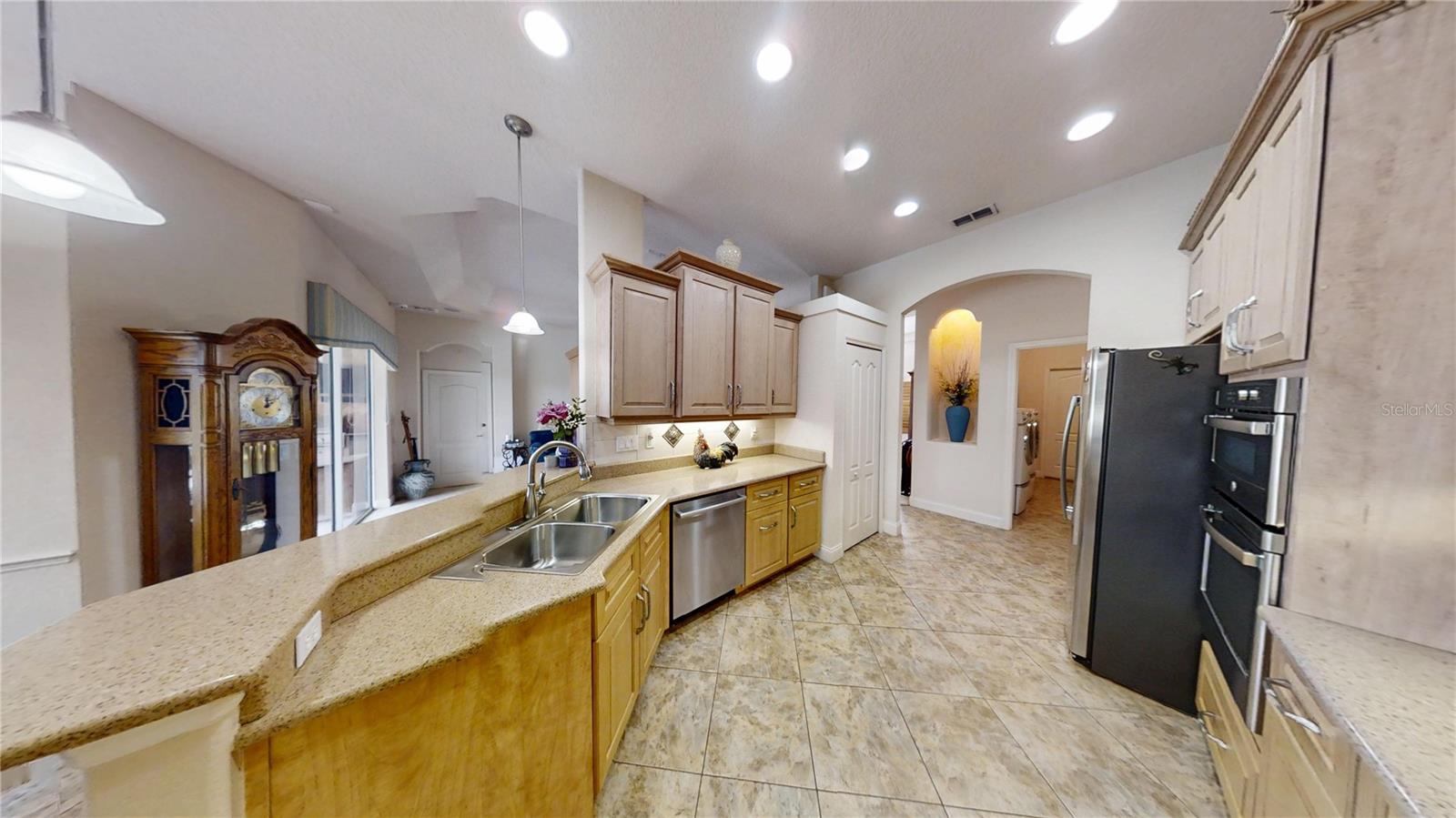 Image 18 of 60 For 3604 Maribella Drive