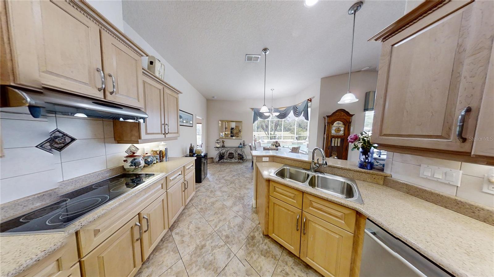 Image 19 of 60 For 3604 Maribella Drive