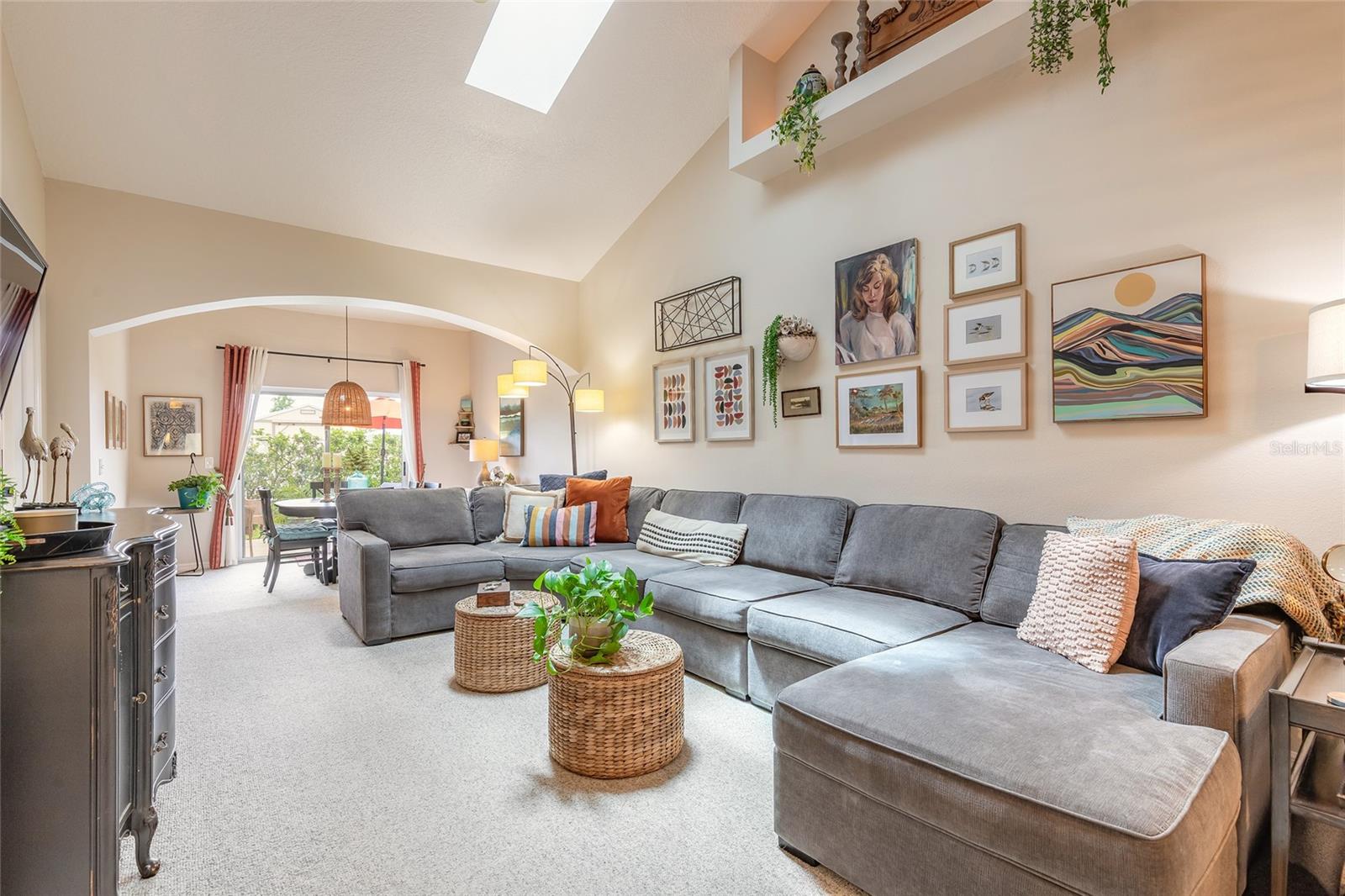 Image 11 of 38 For 2212 Deerwood Drive
