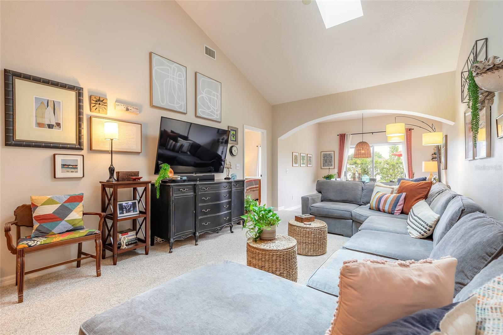 Image 15 of 38 For 2212 Deerwood Drive