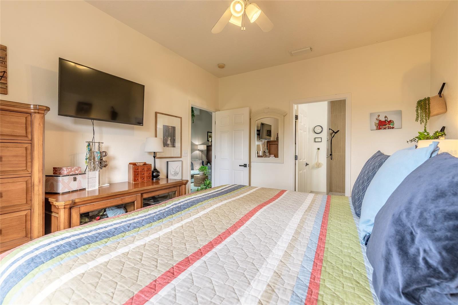 Image 16 of 38 For 2212 Deerwood Drive