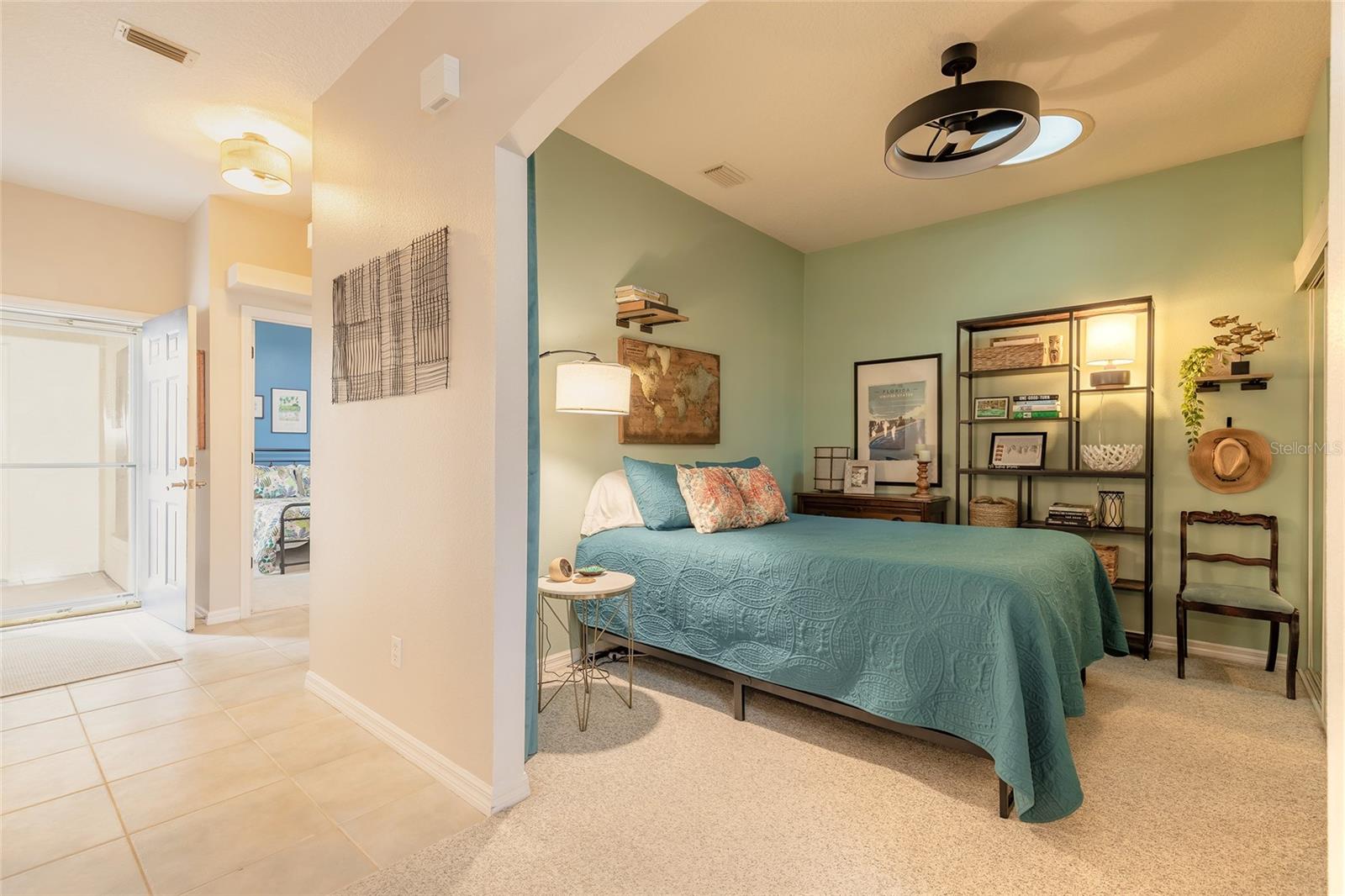 Image 21 of 38 For 2212 Deerwood Drive