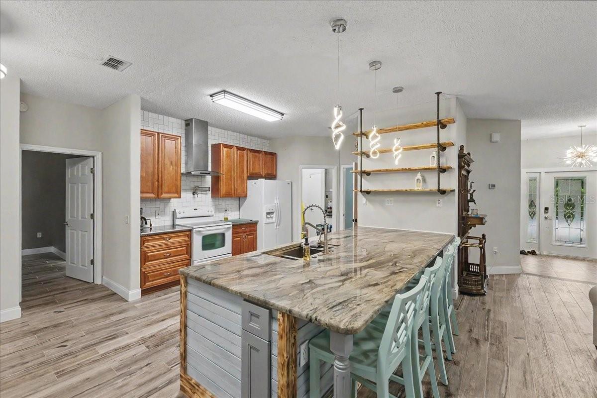 Image 6 of 23 For 1830 Orange Tree Drive