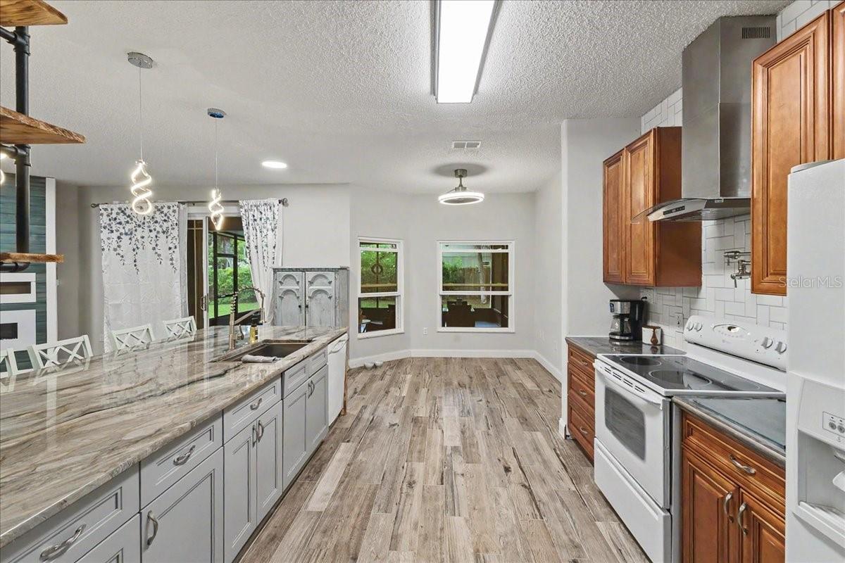 Image 8 of 23 For 1830 Orange Tree Drive