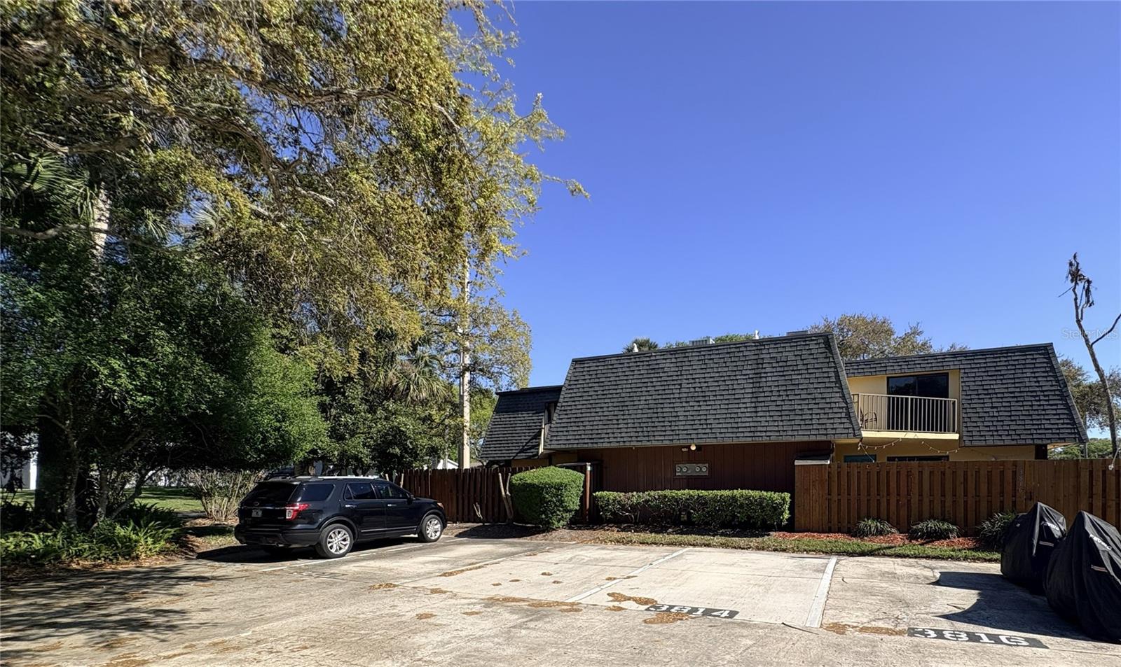 Image 4 of 16 For 3810 Saxon Drive