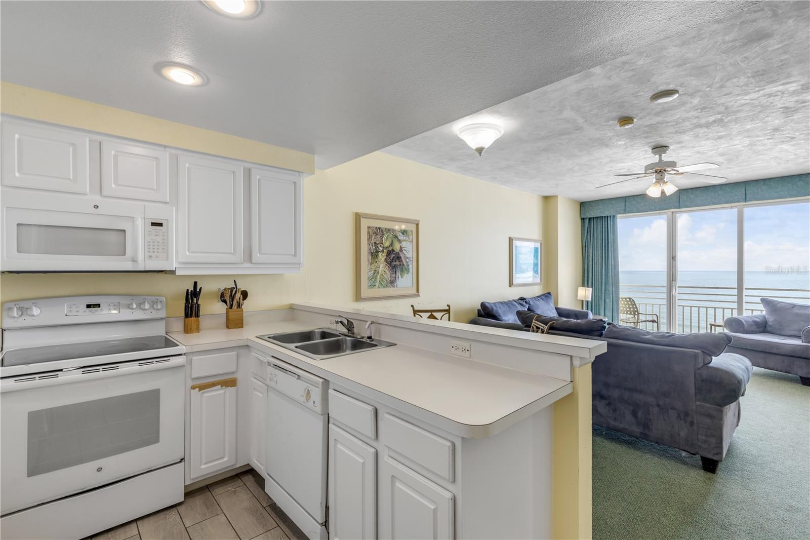 Image 18 of 86 For 300 Atlantic Avenue 1511