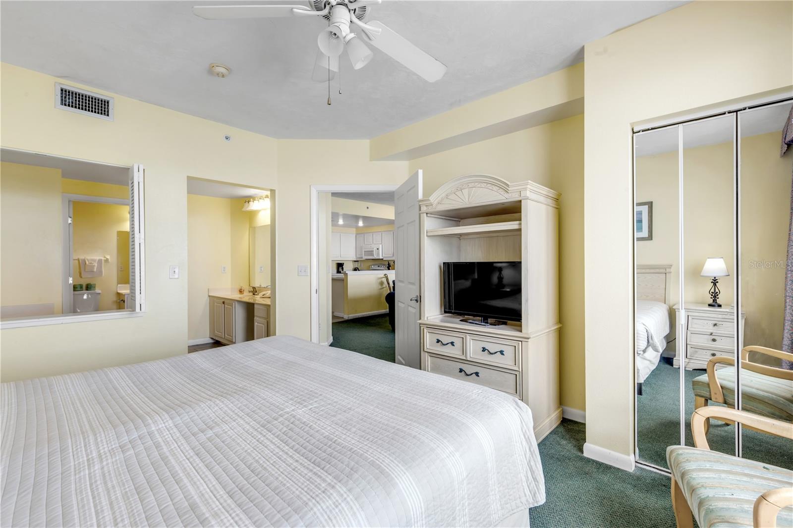 Image 27 of 86 For 300 Atlantic Avenue 1511