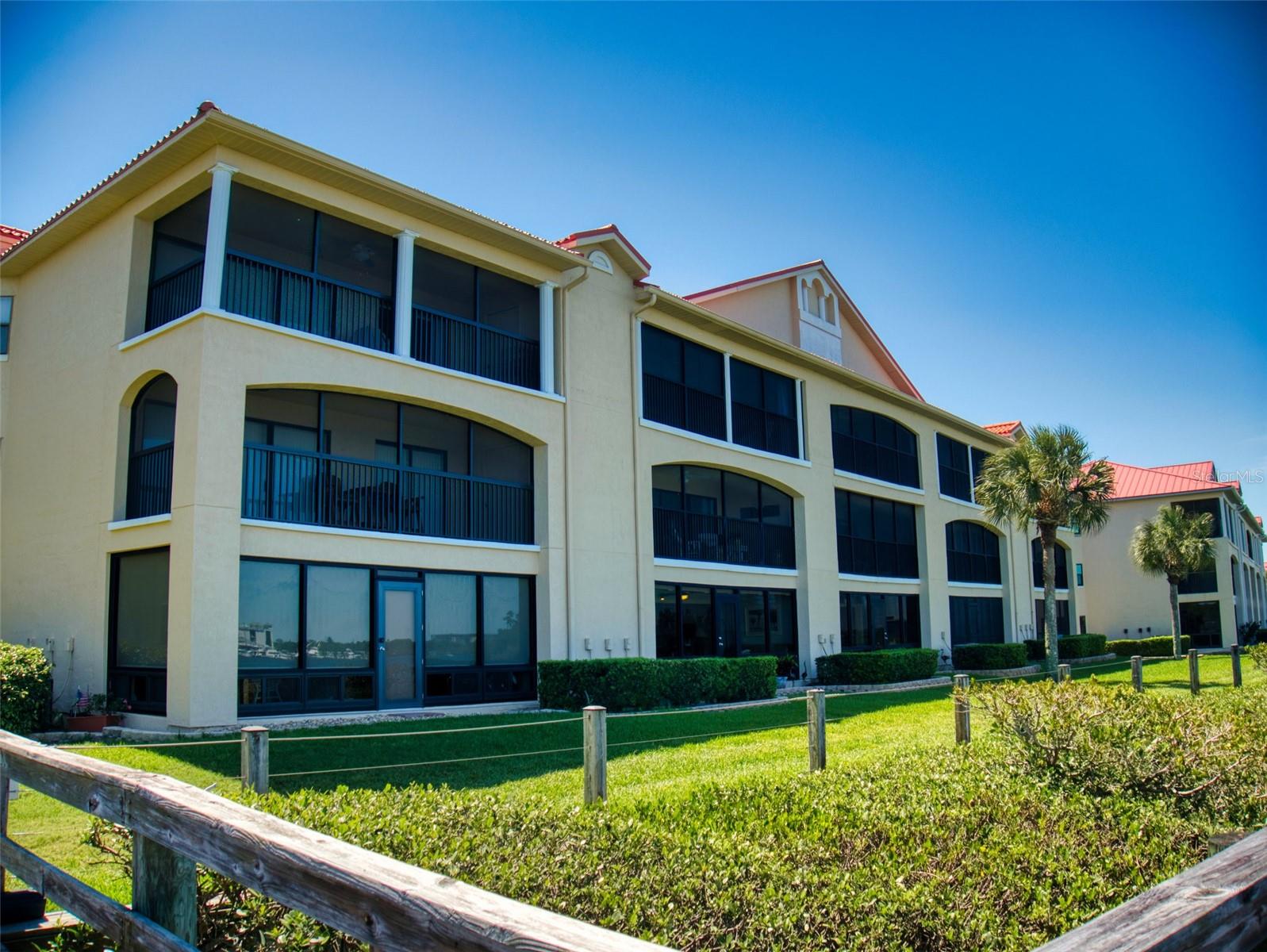 Image 2 of 21 For 444 Bouchelle Drive 201