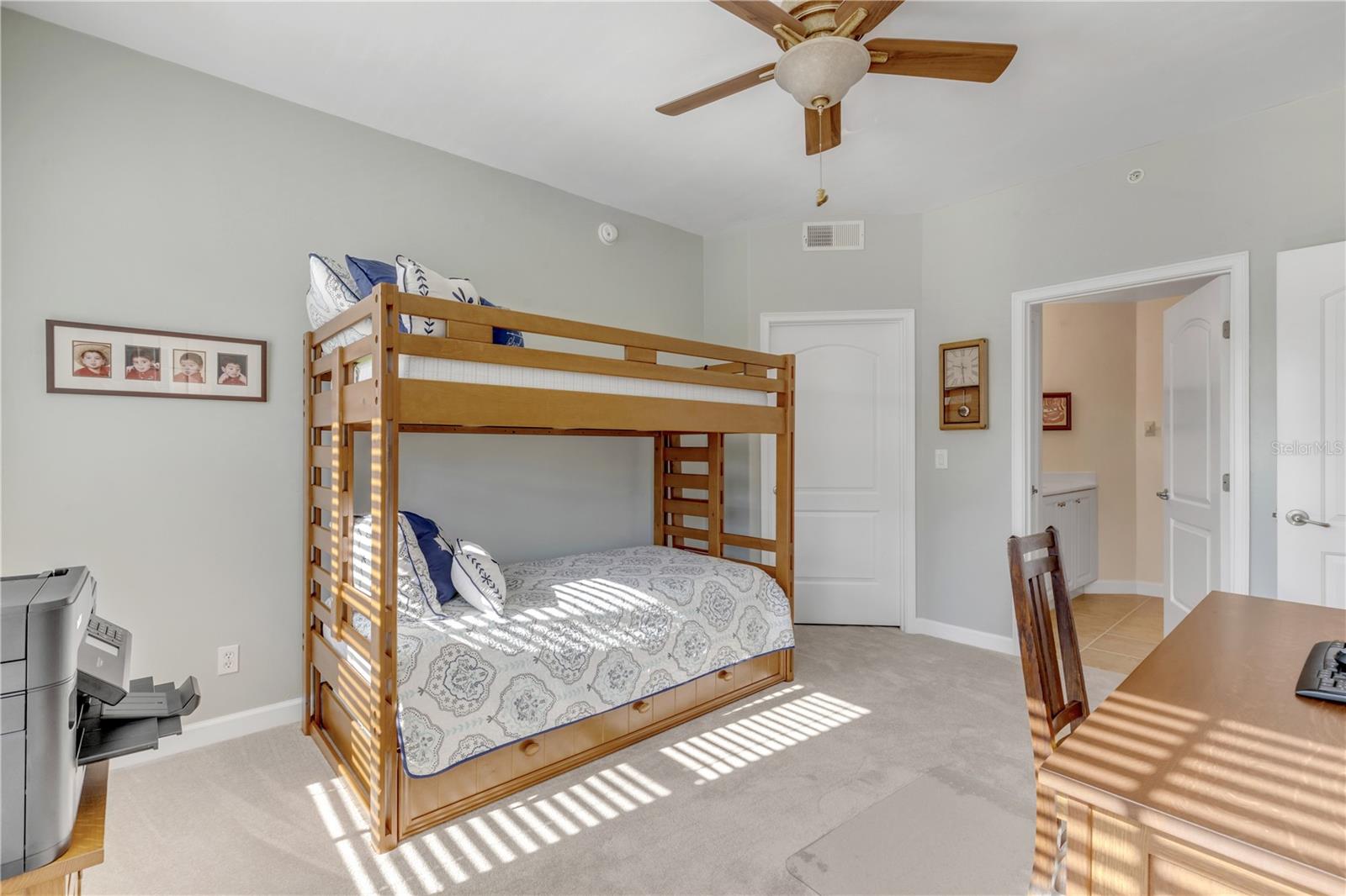 Image 37 of 56 For 424 Luna Bella Lane 228