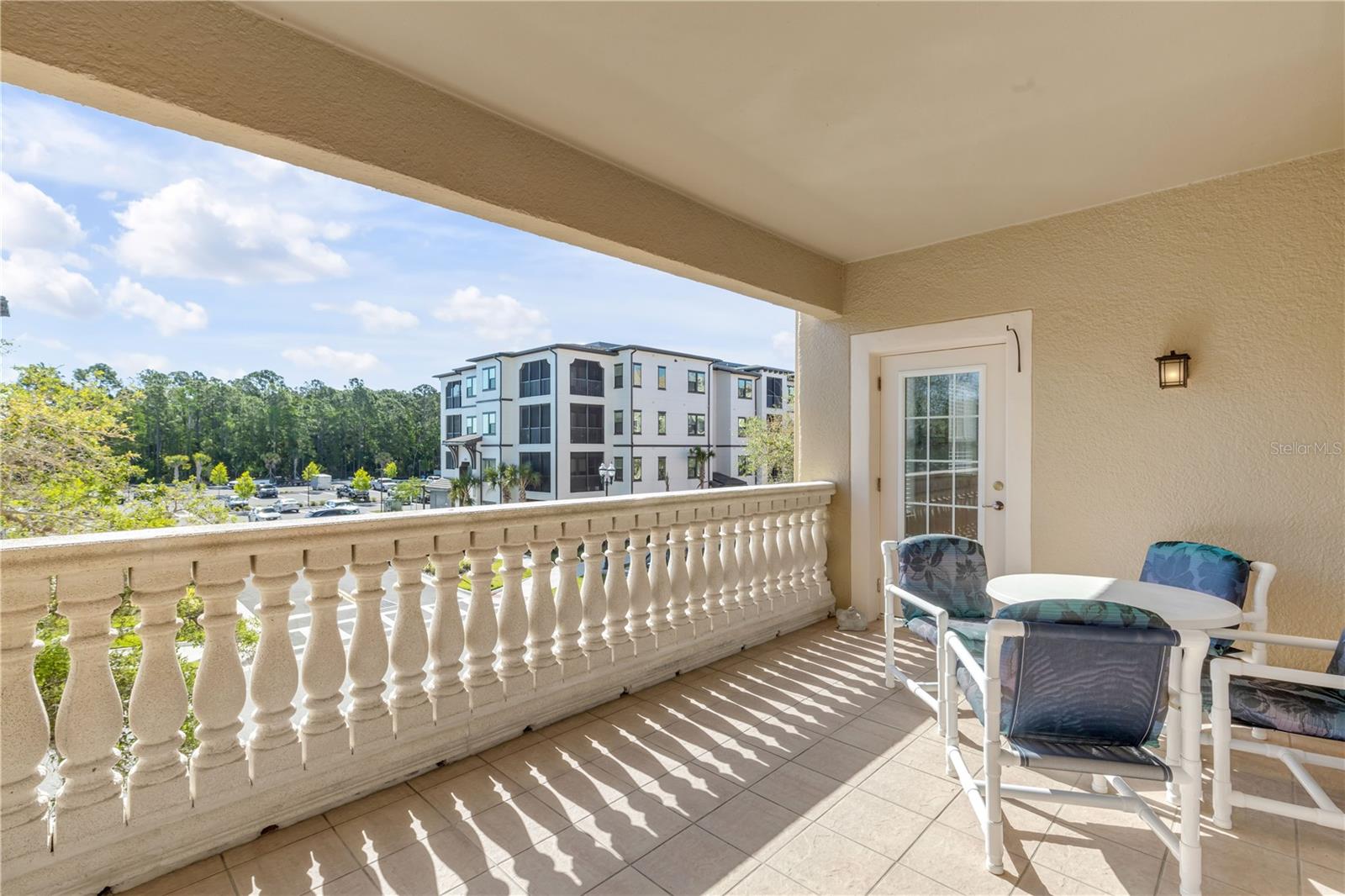 Image 43 of 56 For 424 Luna Bella Lane 228