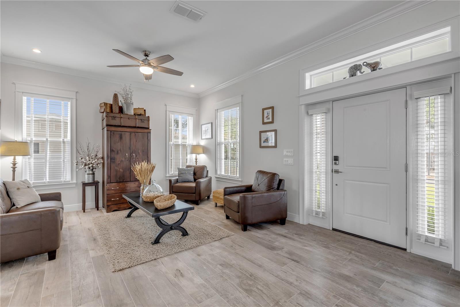Image 7 of 99 For 4636 Saxon Drive