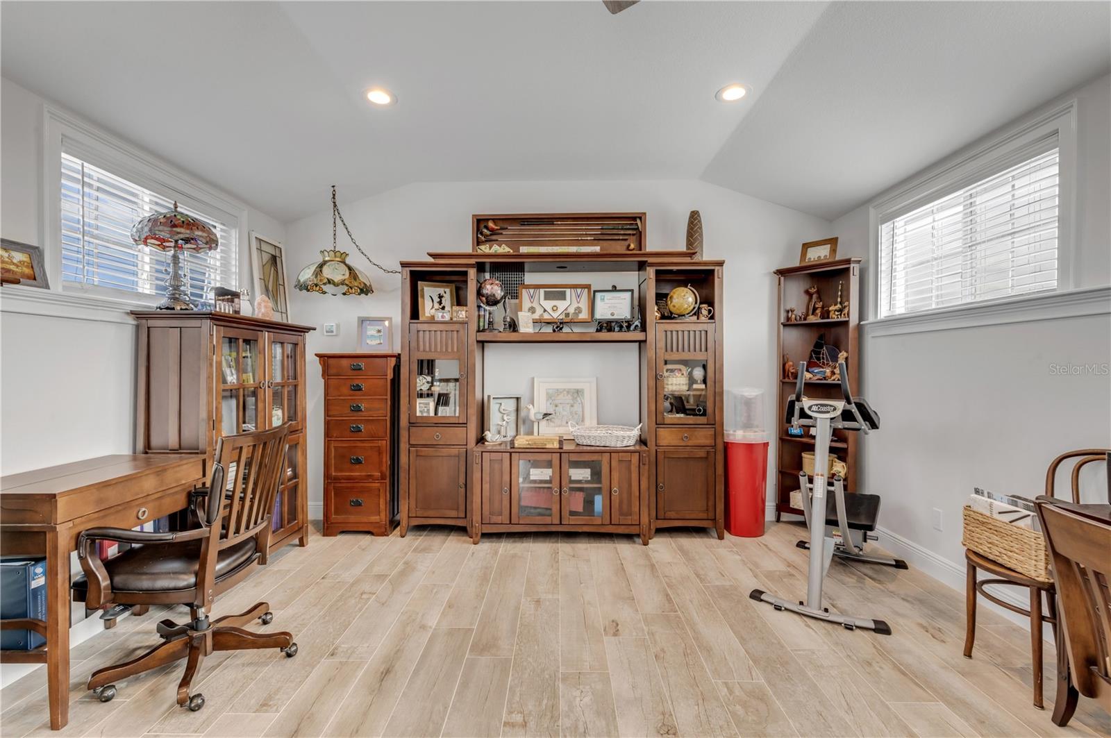 Image 70 of 99 For 4636 Saxon Drive