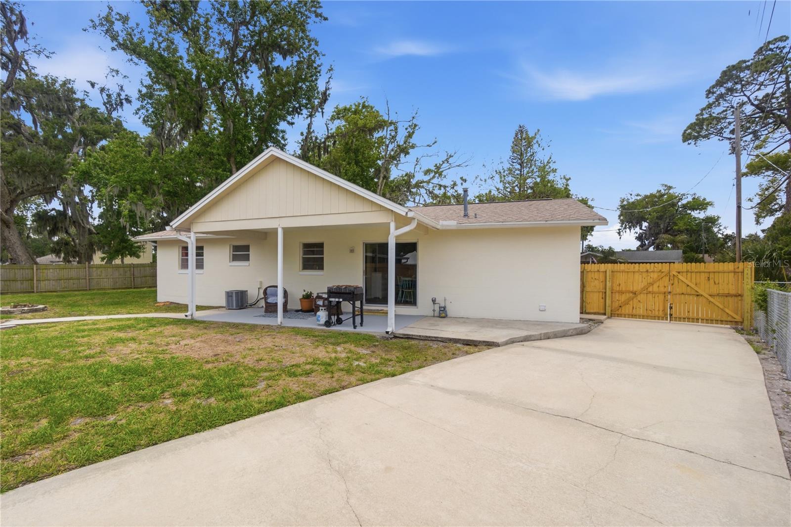 Image 10 of 30 For 2861 Oak Lea Drive