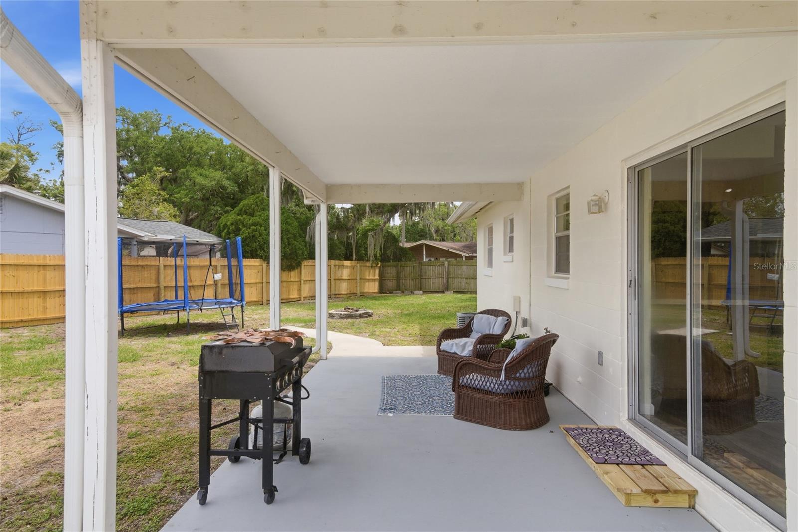 Image 16 of 30 For 2861 Oak Lea Drive