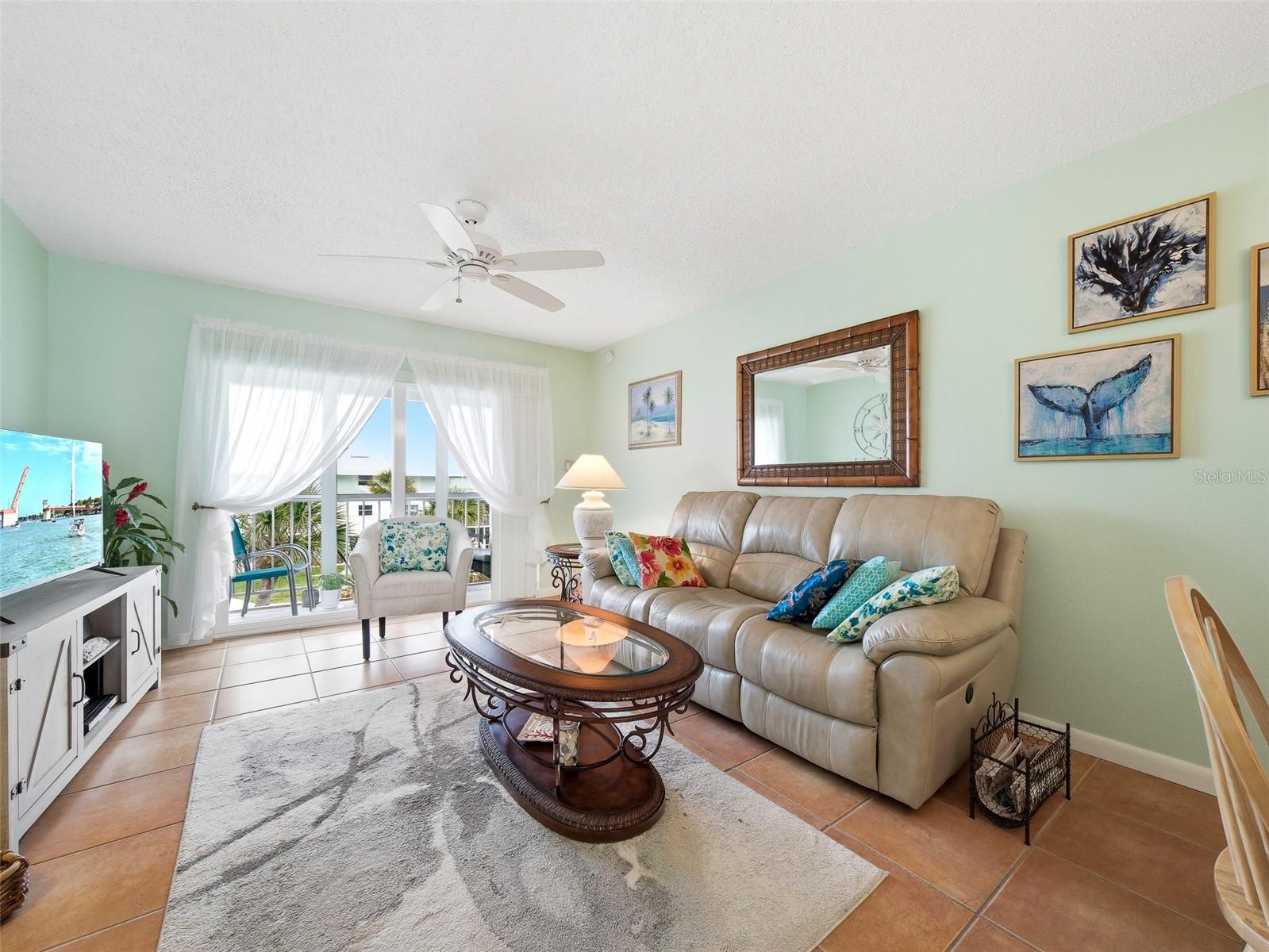 Image 11 of 42 For 325 Causeway  D304