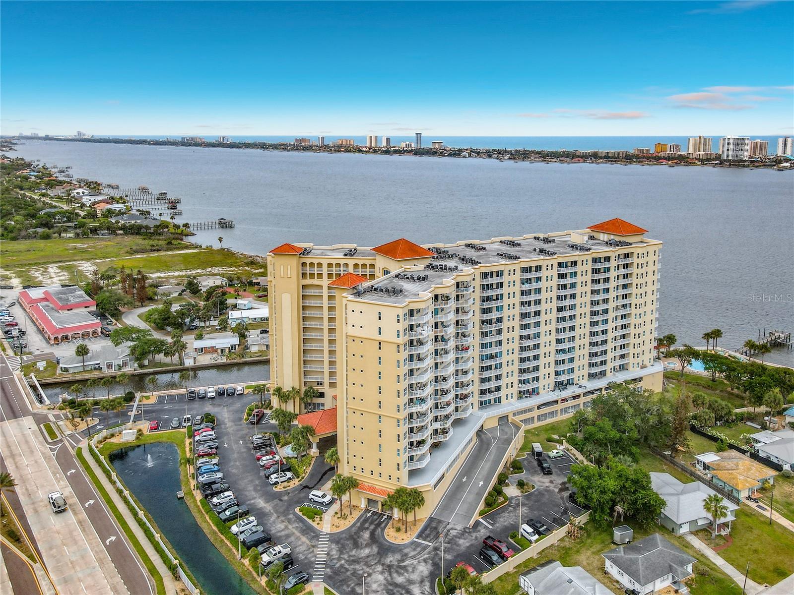 Image 2 of 73 For 2801 Ridgewood Avenue 1111