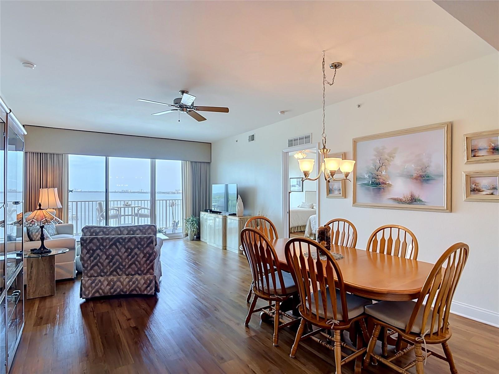 Image 20 of 73 For 2801 Ridgewood Avenue 1111