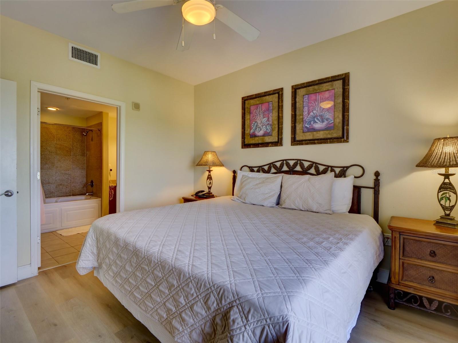 Image 15 of 29 For 13427 Blue Heron Beach Dr.