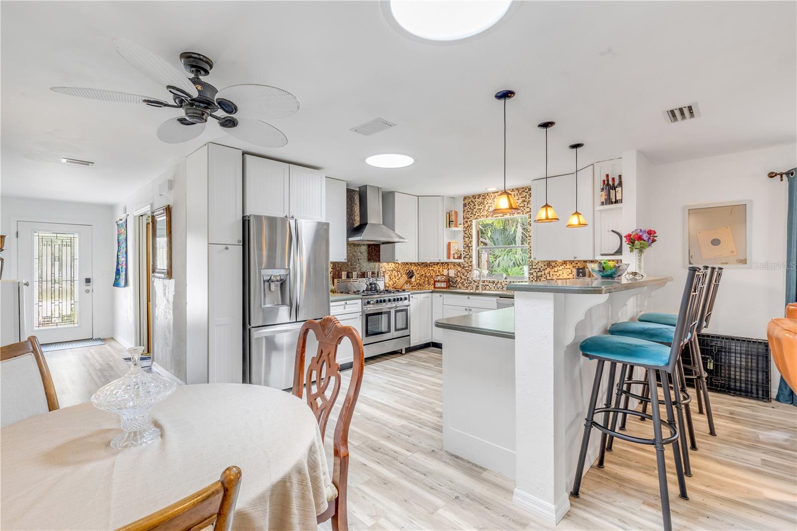 Image 11 of 49 For 2806 Brookline Avenue