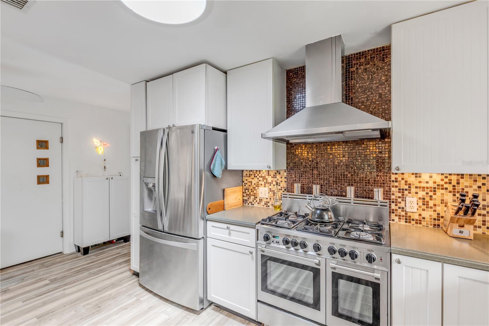 Image 6 of 49 For 2806 Brookline Avenue