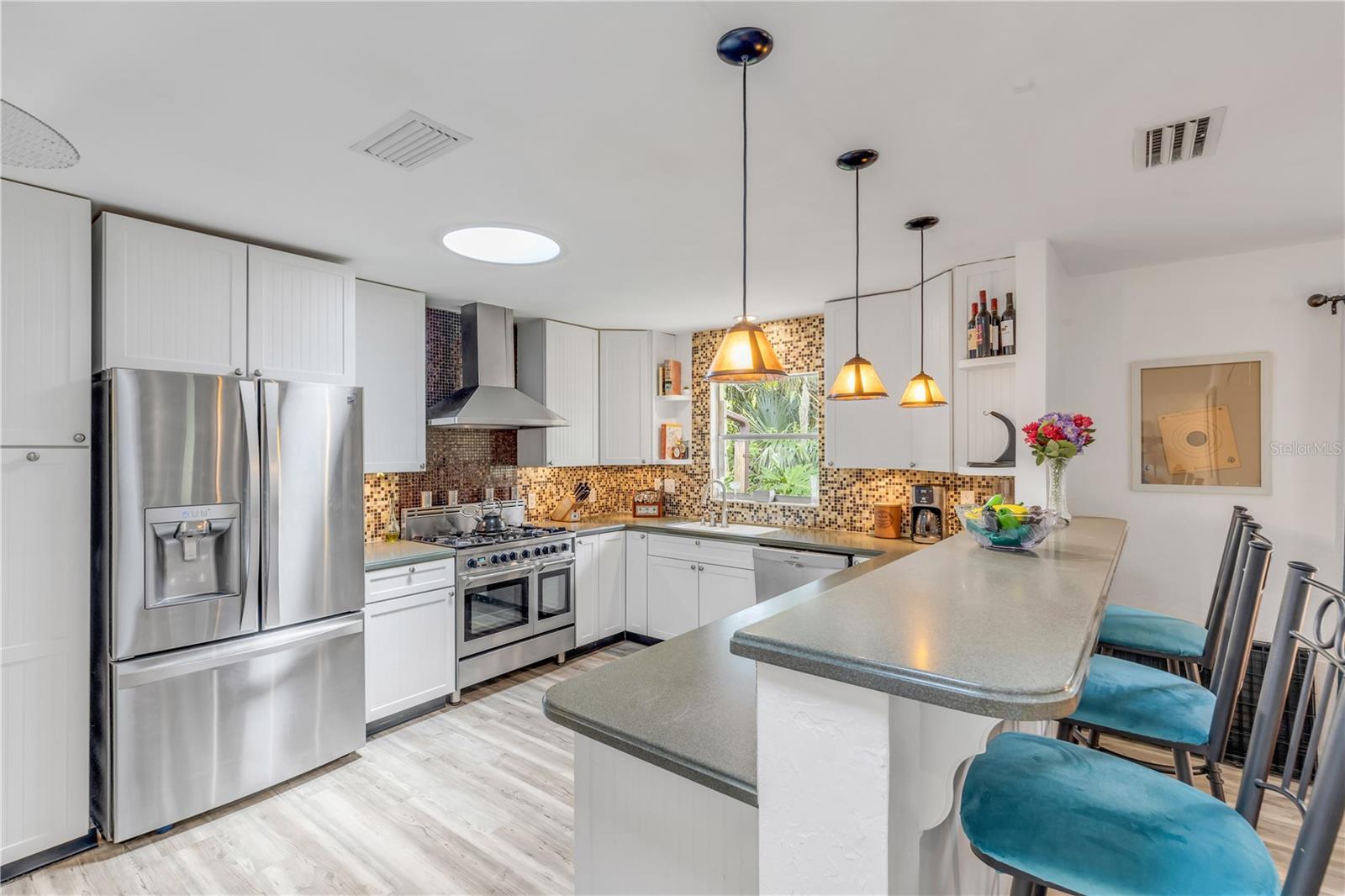 Image 7 of 49 For 2806 Brookline Avenue