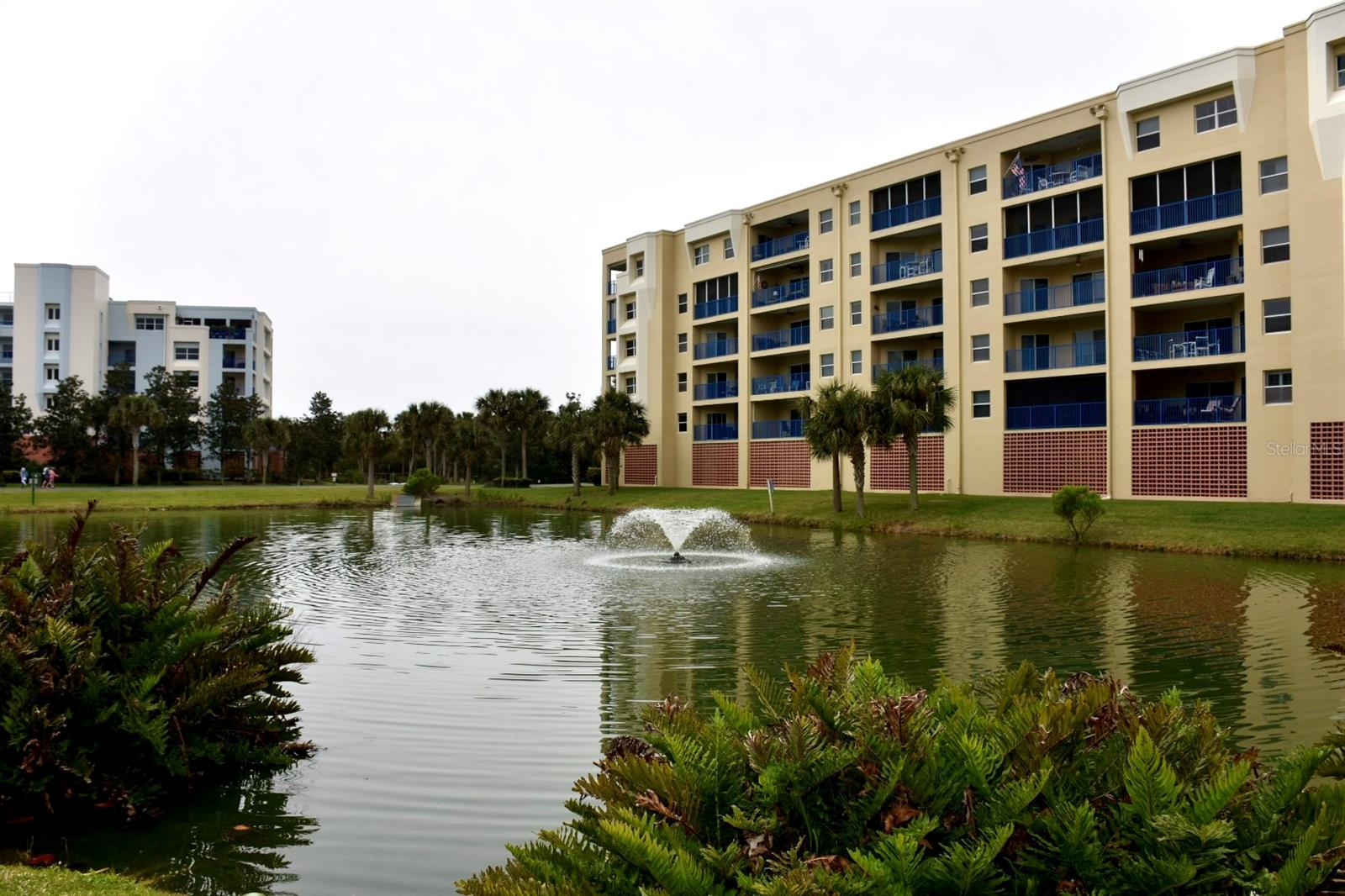 Image 2 of 38 For 5300 Atlantic Avenue 8-402