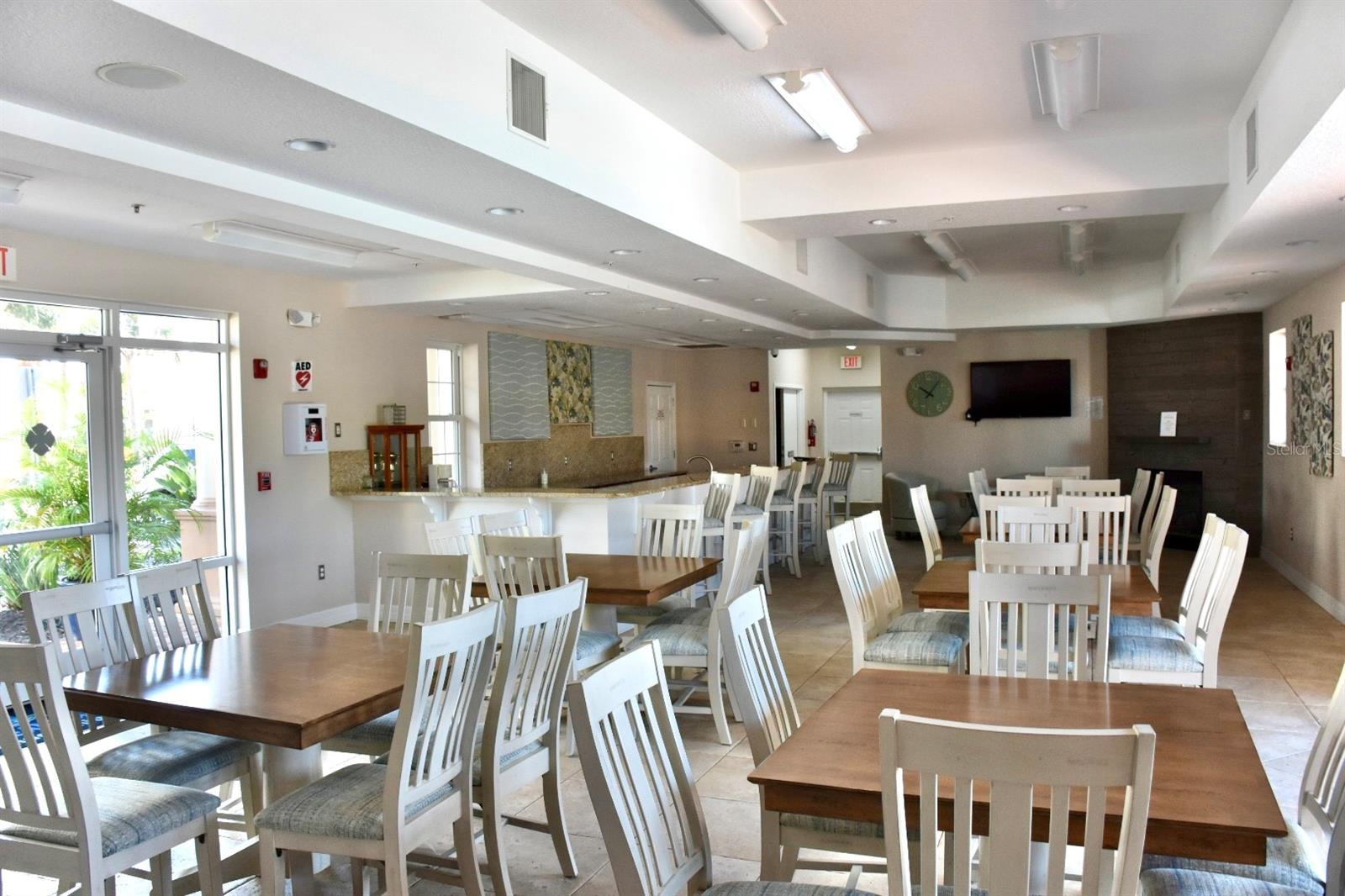 Image 35 of 38 For 5300 Atlantic Avenue 8-402