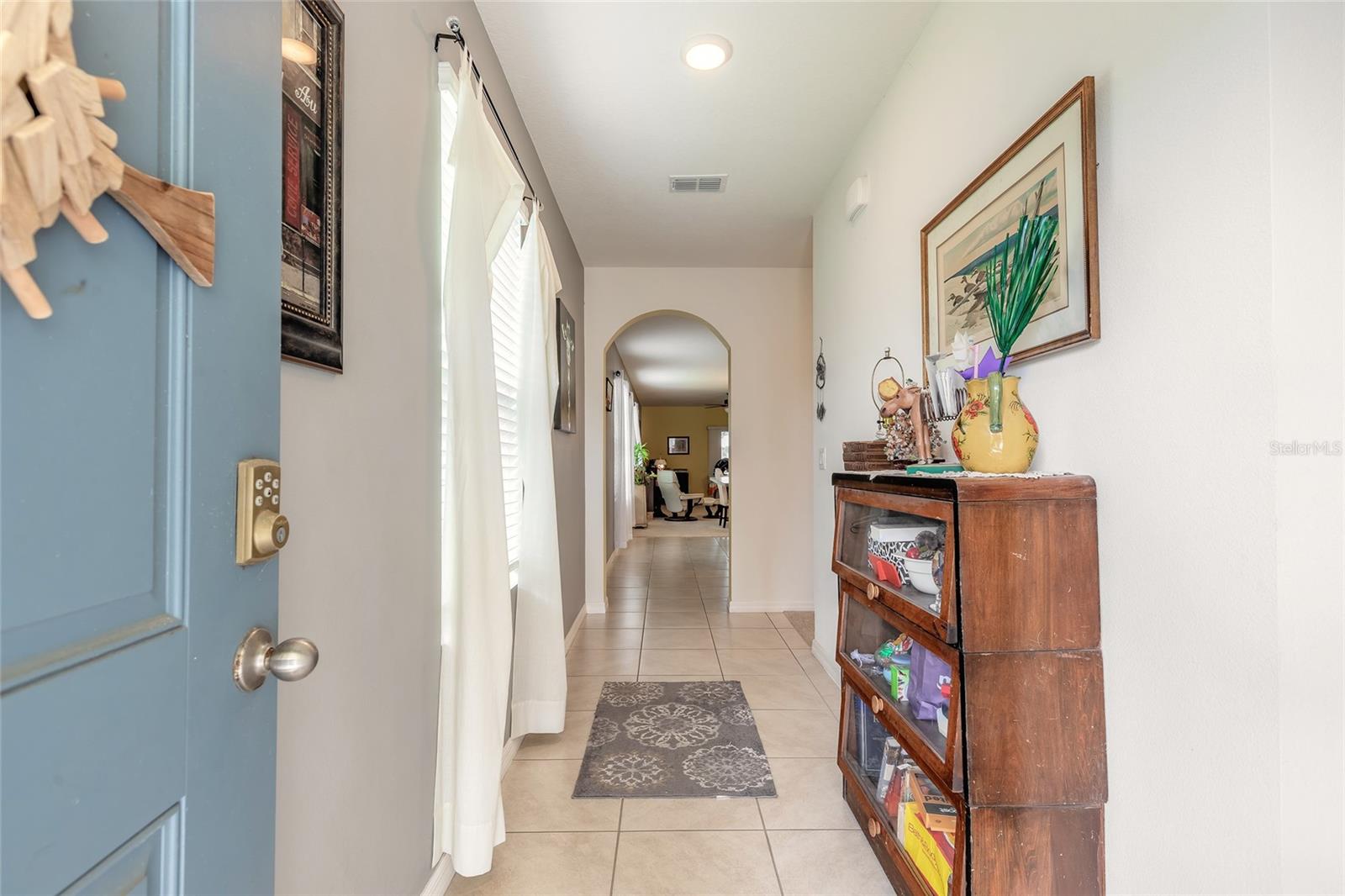 Image 4 of 35 For 554 Armoyan Way