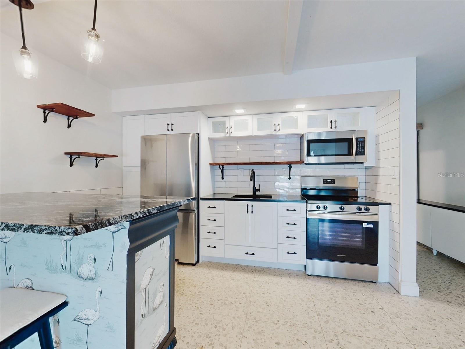 Image 16 of 63 For 3700 Atlantic Avenue 207