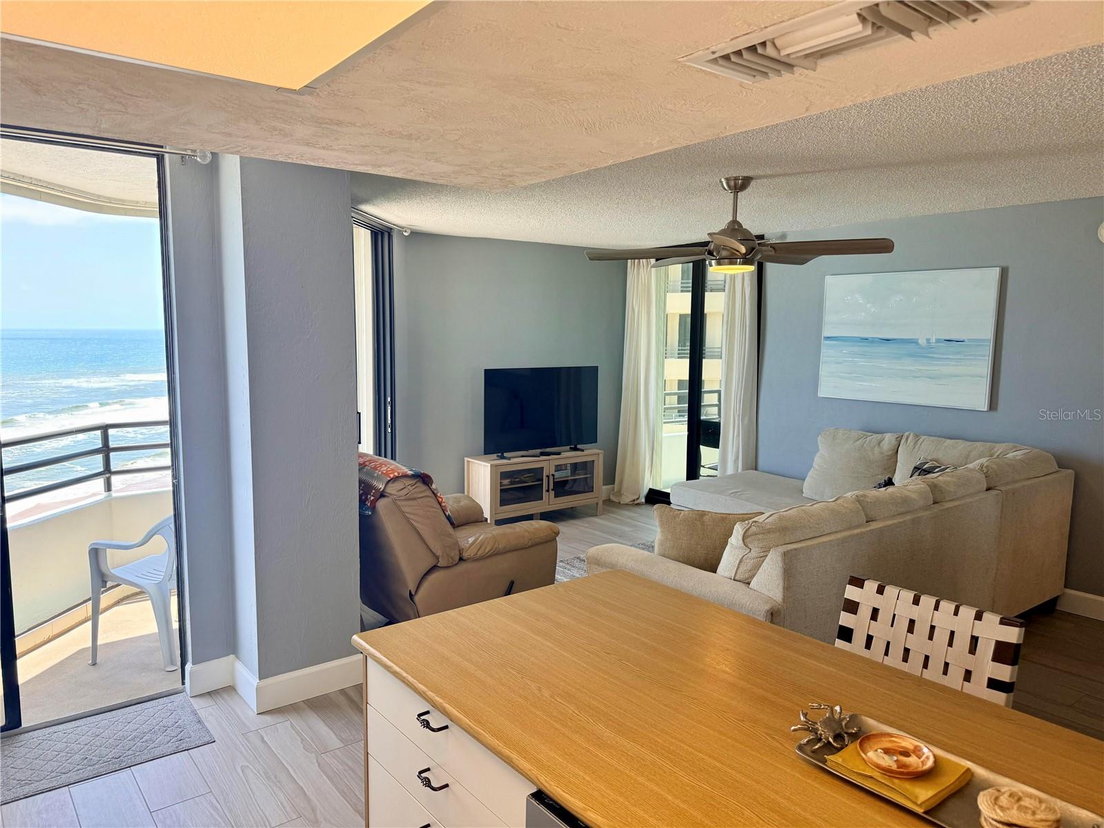 Image 11 of 57 For 3013 Atlantic Avenue 9040