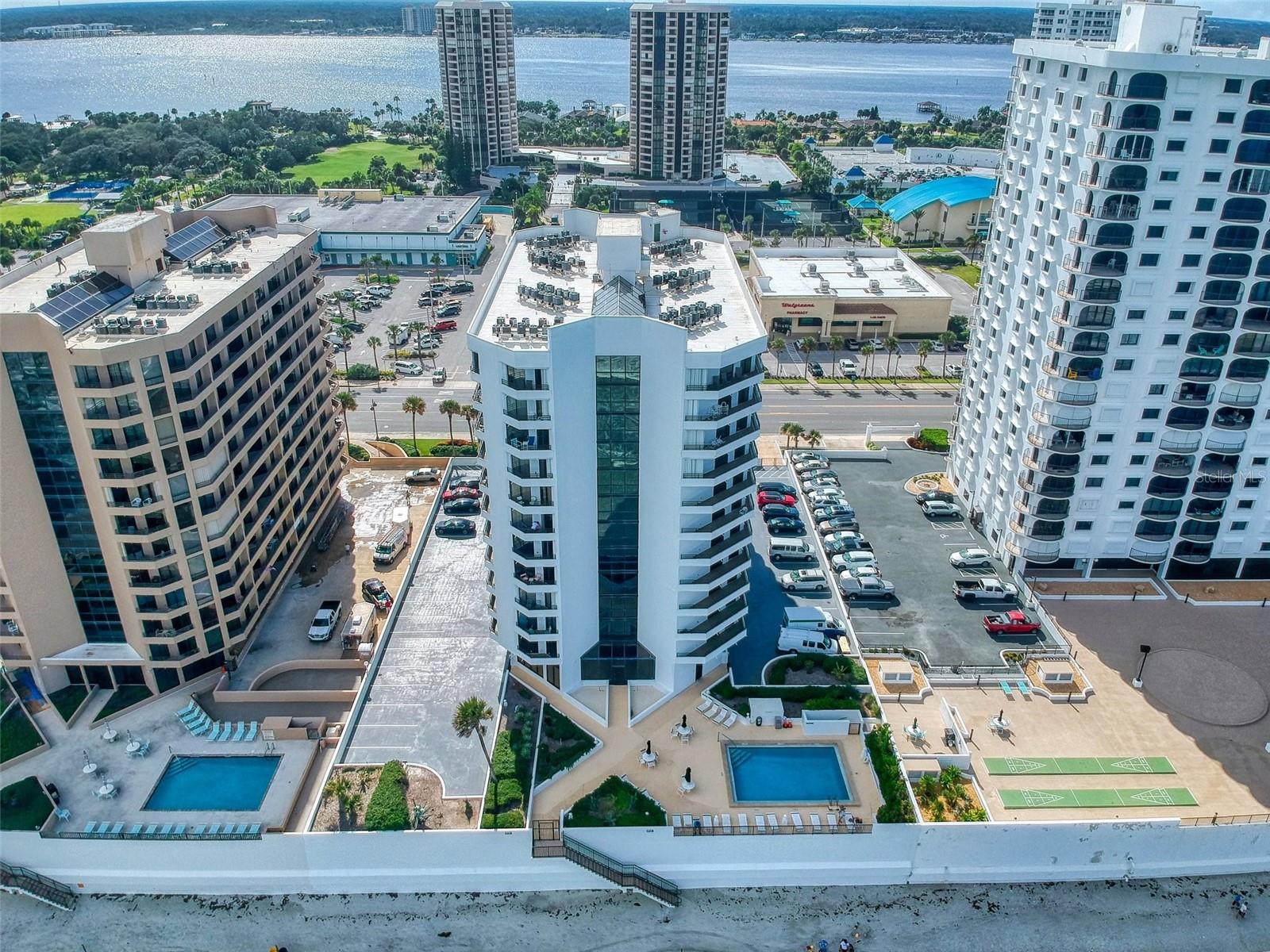 Image 36 of 57 For 3013 Atlantic Avenue 9040