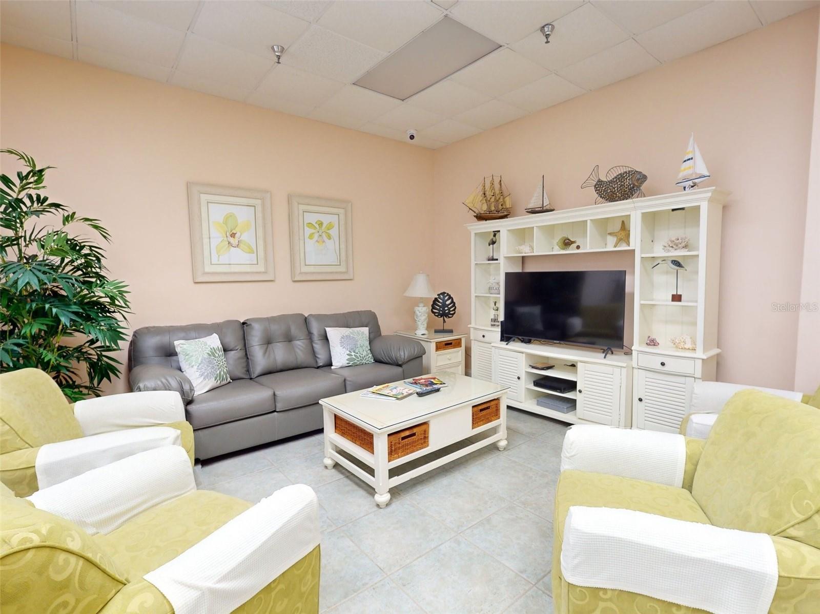 Image 45 of 57 For 3013 Atlantic Avenue 9040