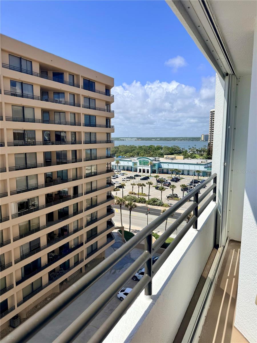 Image 8 of 57 For 3013 Atlantic Avenue 9040