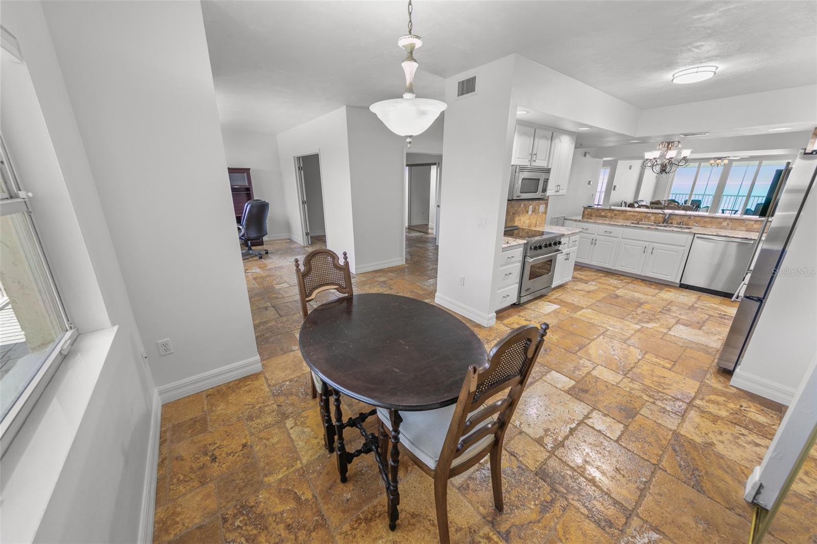 Image 48 of 54 For 4767 Atlantic Avenue 402