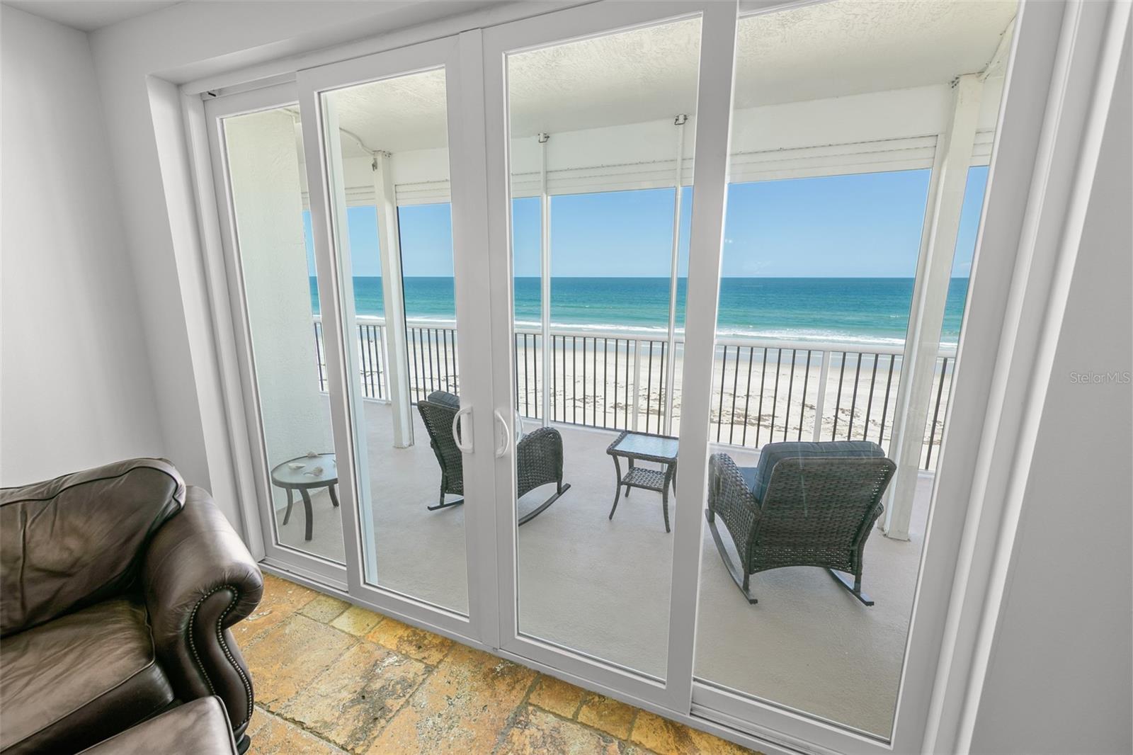 Image 6 of 54 For 4767 Atlantic Avenue 402