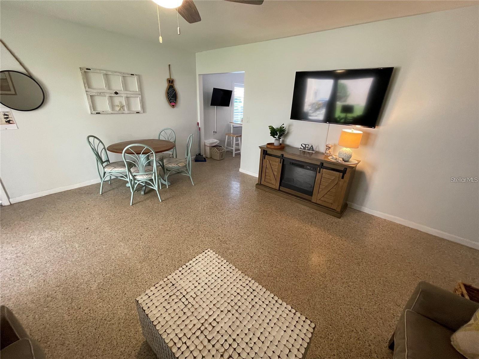 Image 6 of 17 For 573 Atlantic Avenue 5