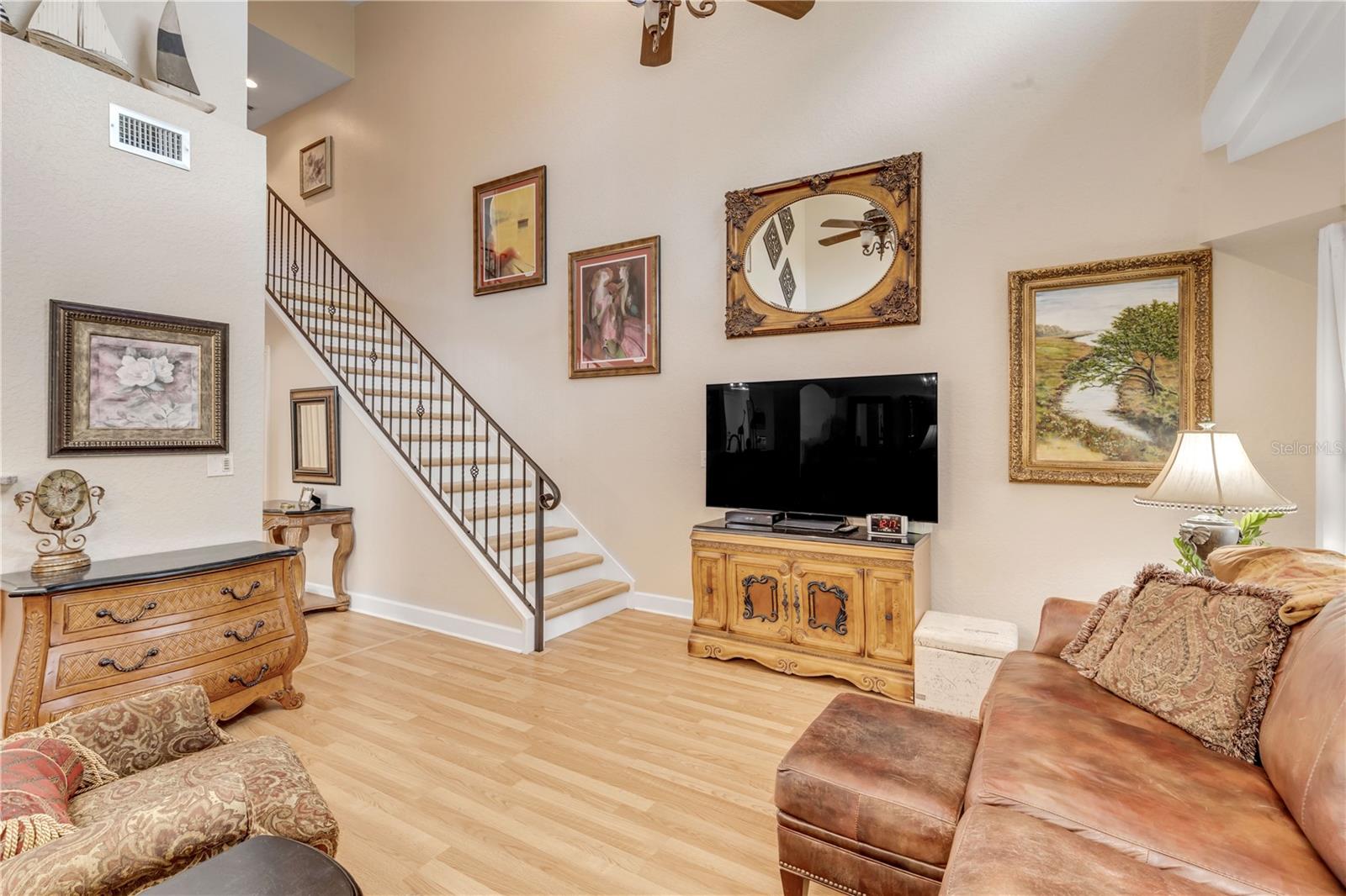 Image 15 of 33 For 2237 Hawks Cove Circle