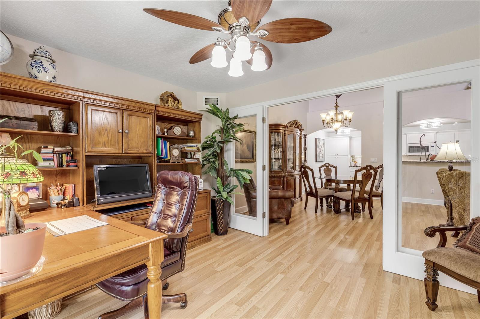 Image 23 of 33 For 2237 Hawks Cove Circle