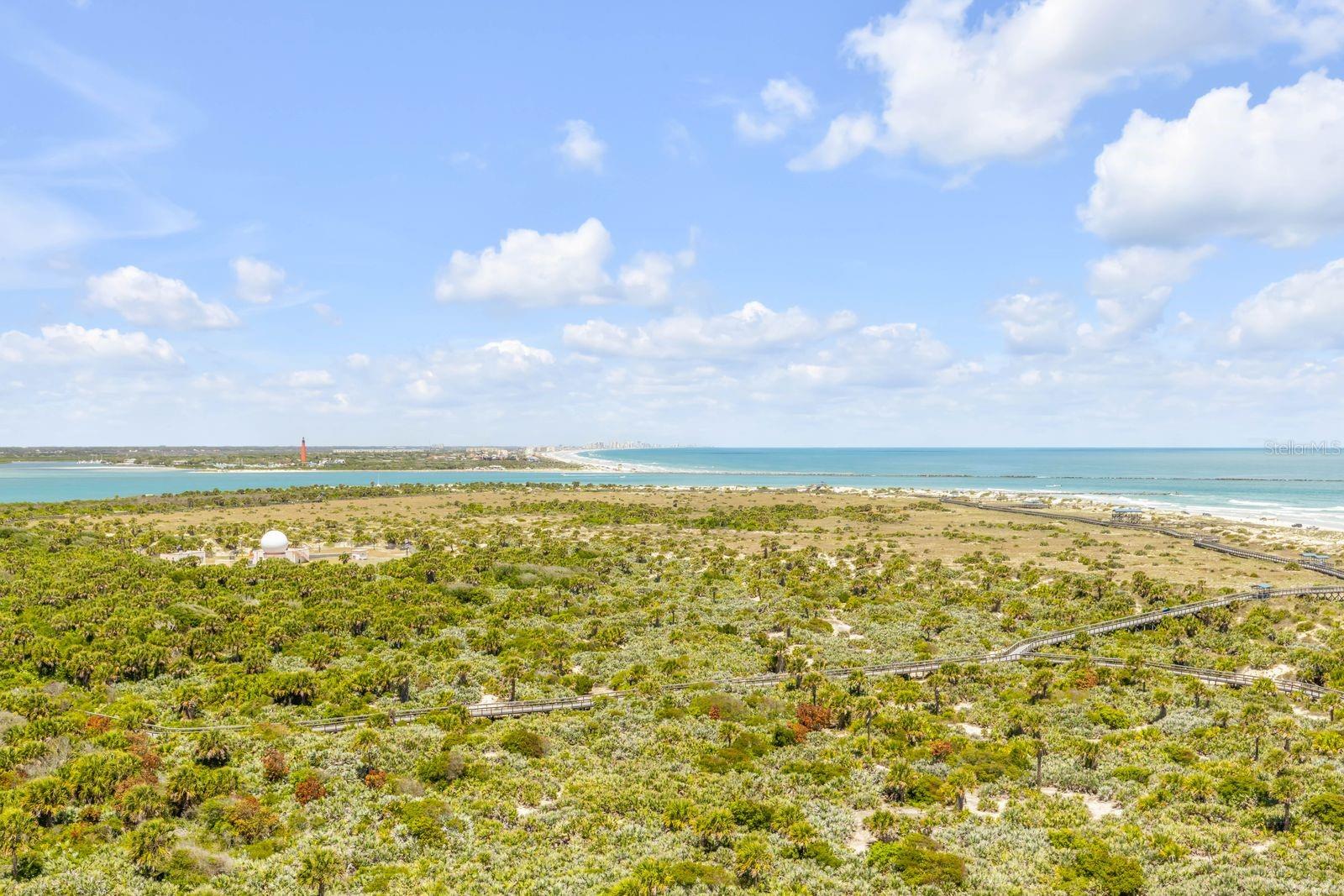 Image 43 of 68 For 257 Minorca Beach Way 1304