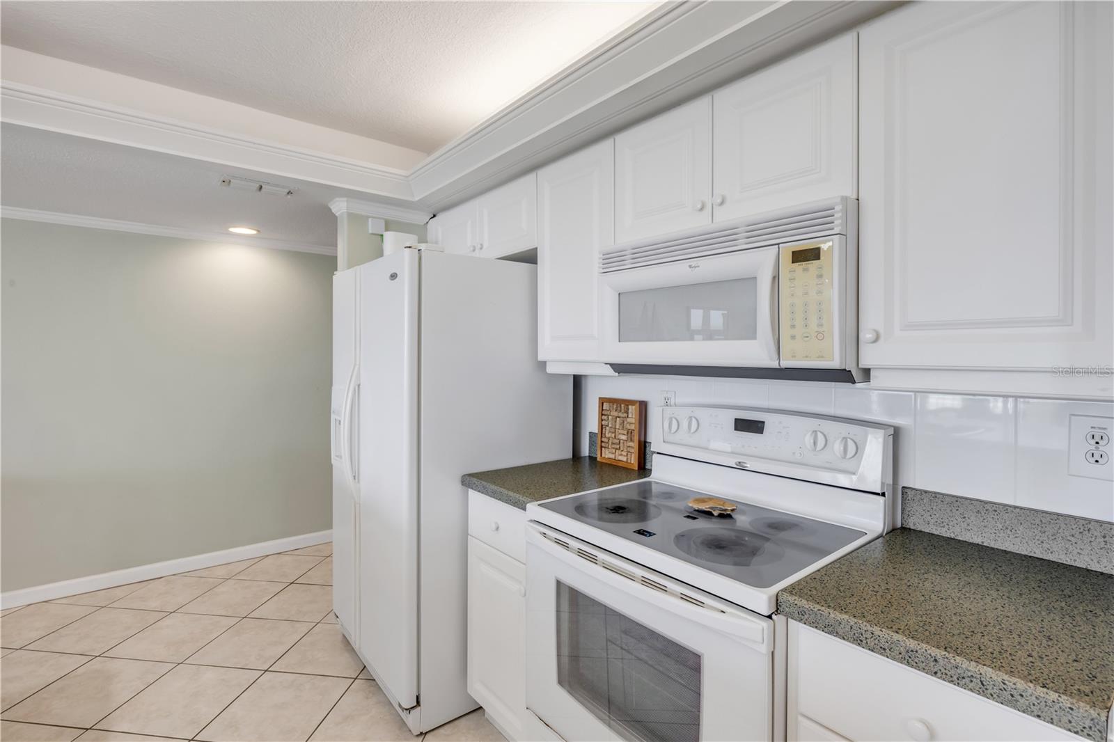 Image 10 of 42 For 5201 Atlantic Avenue 202a