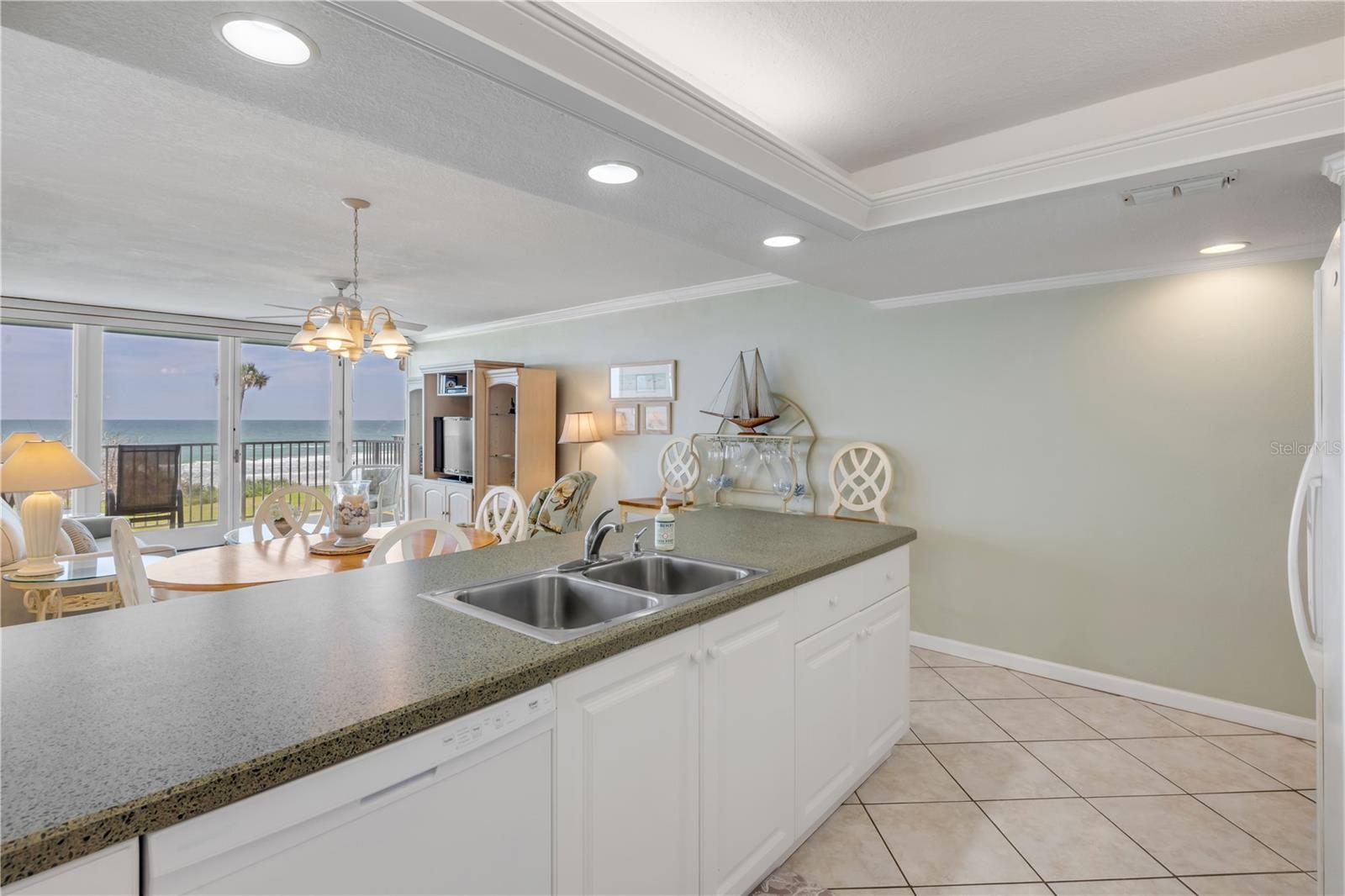 Image 11 of 42 For 5201 Atlantic Avenue 202a